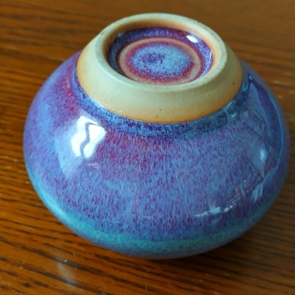 Round glazed ceramic vase in shades of blue - Picture 5 of 7
